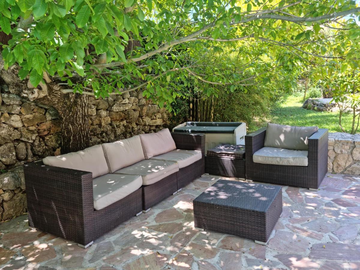 L'Eden Provencal Hotel Fayence Bagian luar foto