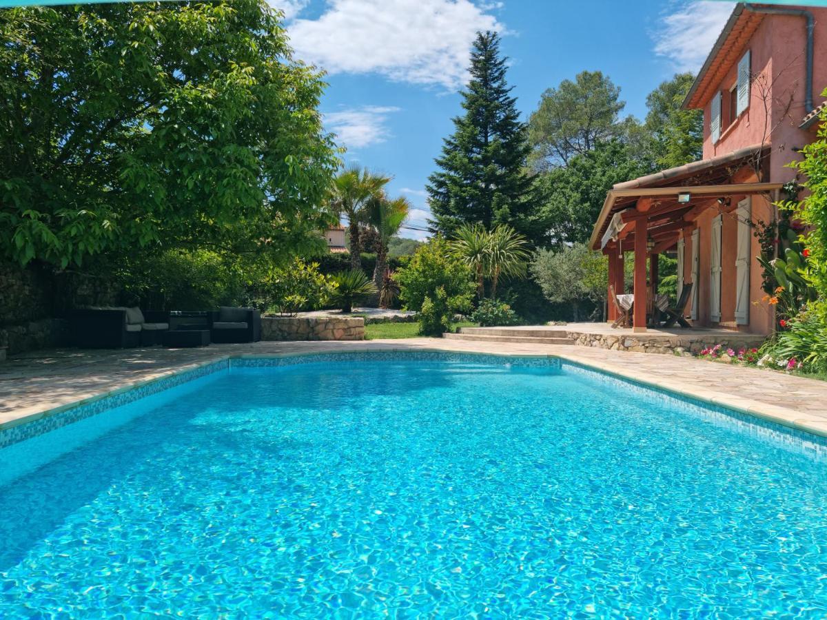 L'Eden Provencal Hotel Fayence Bagian luar foto